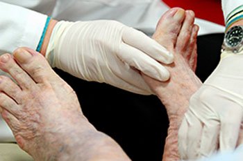 Geriatric foot care in the Midtown Manhattan, NY: Grand Central Park, Bryant Park, Rockefeller Center, Greenwich village, Chelsea, Gramercy Park, Peter Cooper Village, Hell's Kitchen, Lincoln Square, Manhattan Valley, Lenox Hill, Upper East Side,  Yorkville, Carnegie Hill, Hudson Square, Noho, Soho, Bowery areas